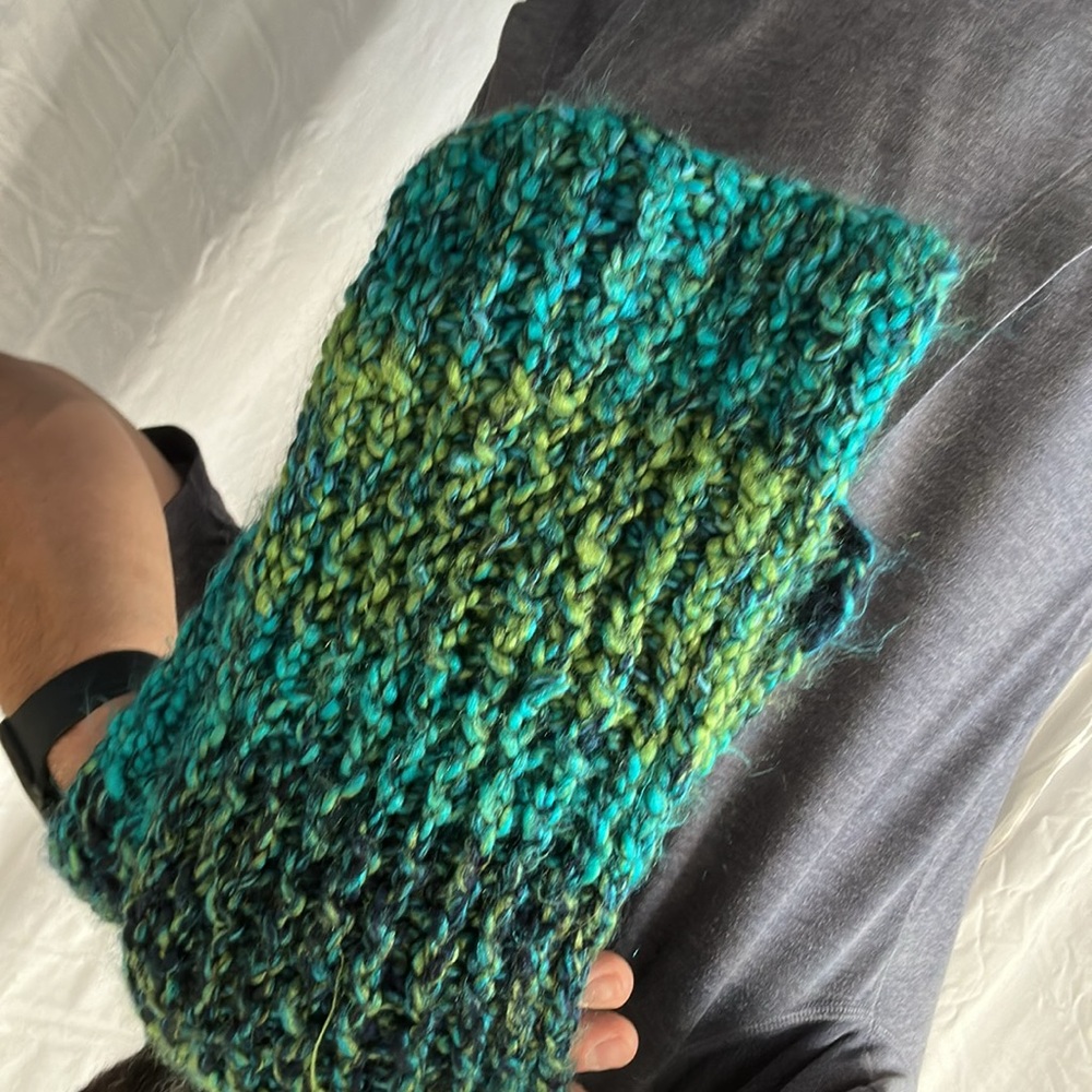 Scarf - Picture 2 of 3